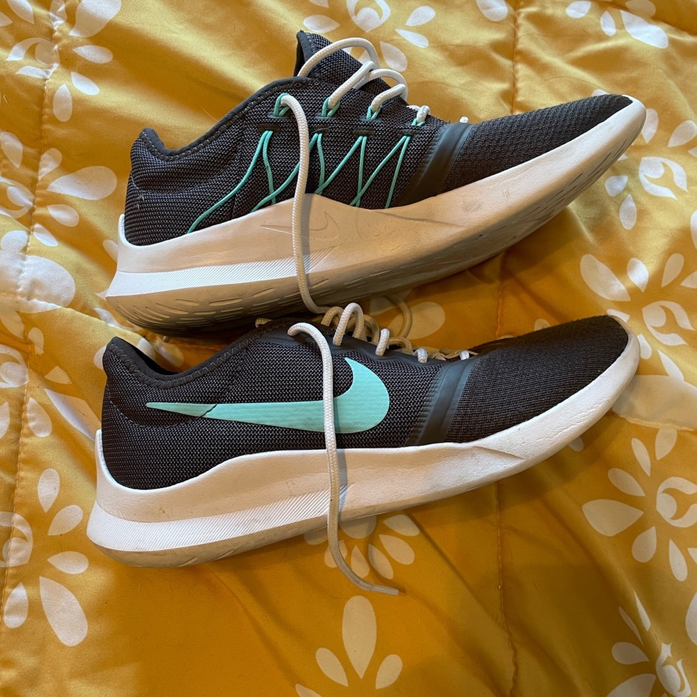Women’s Nike 7.5